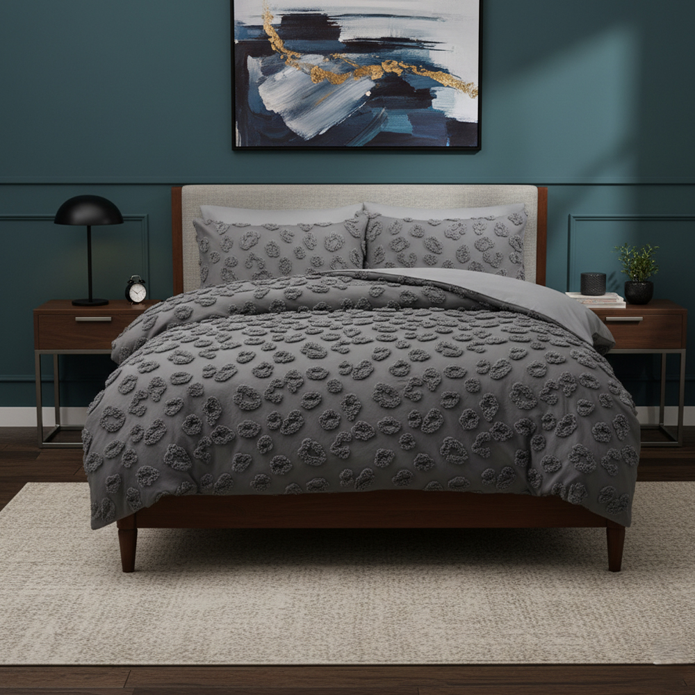 Nala Tufted Pardus Chenille Embroidery Paraclitus Pone STRATUM Set